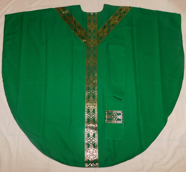 Semi-Gothic Chasuble with matching Stole